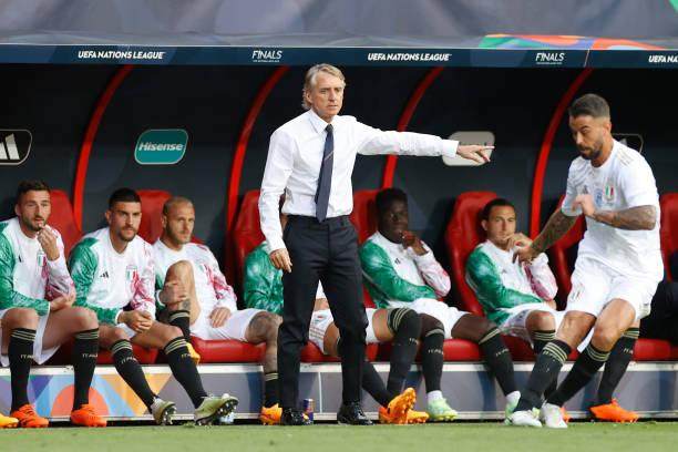 开云平台-梁熙明：博努奇失误并非偶然，意大利遇到技术瓶颈