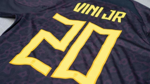 开云平台-为支持维尼修斯反对种族主义 巴西队将首穿黑衣！