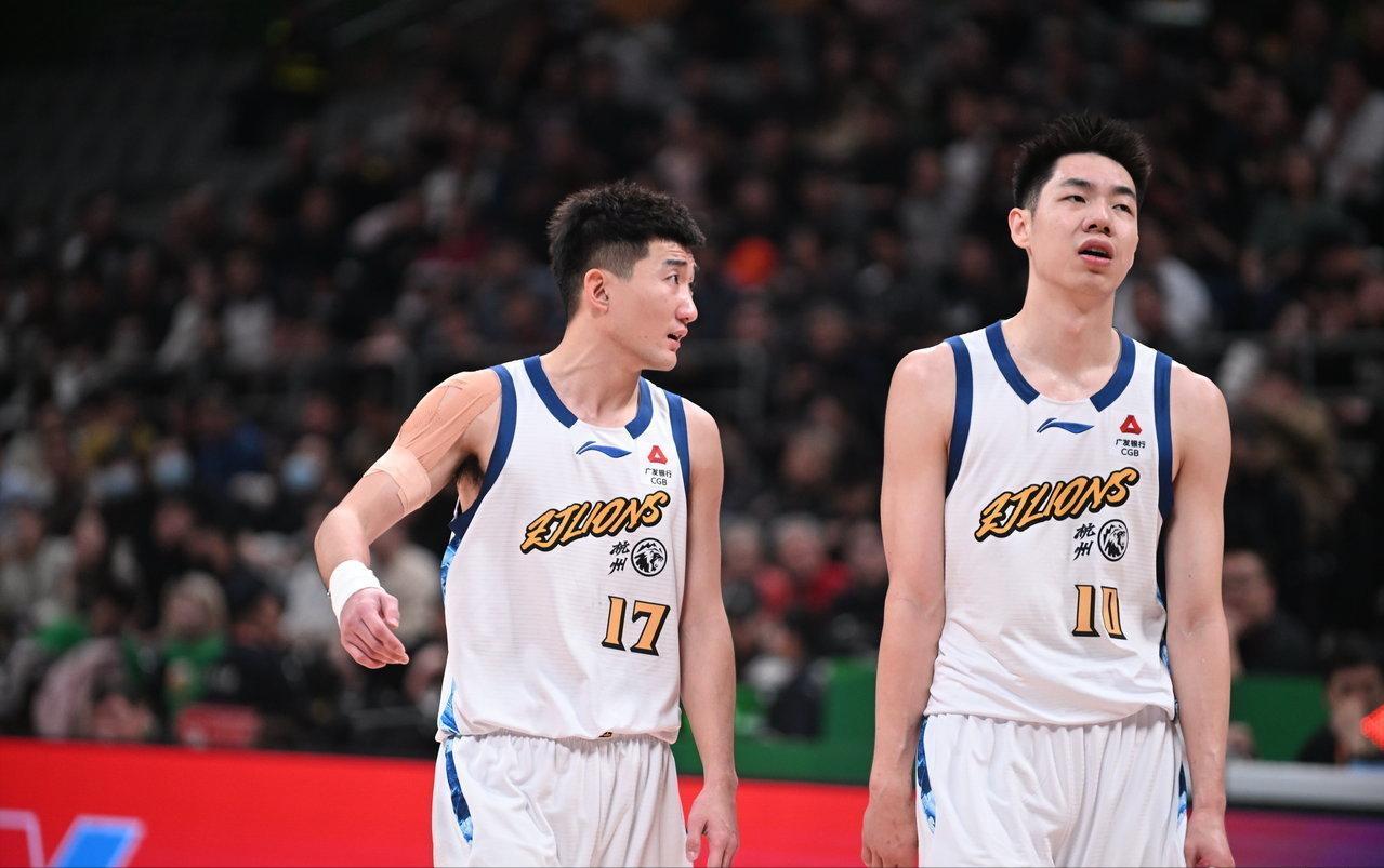 开云体育-得不偿失！北控23分输广厦，朱松玮反击摔到腰，胡金秋狂砍22+7