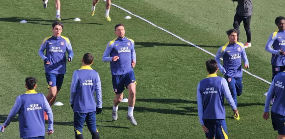 开云平台-世体：朗格莱伤愈归队完成今日合练，马竞一线队伤员清零