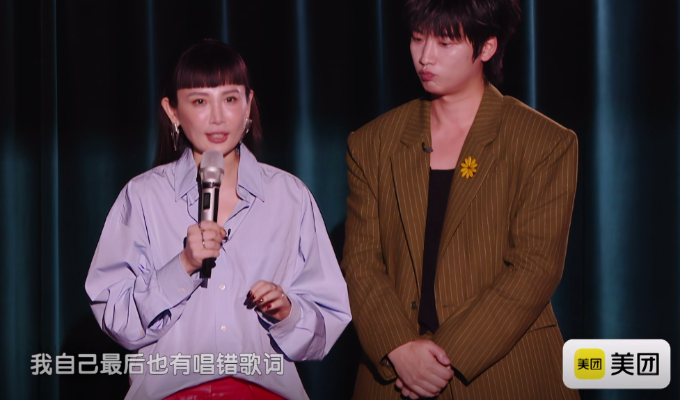 开云平台-《歌手2026》帮唱嘉宾官宣，阵容被骂是闹剧！谁输谁赢一目了然